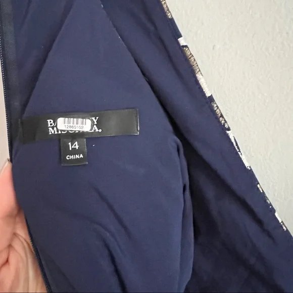 Badgley Mischka Floral Jacquard dress - Picture 10 of 10